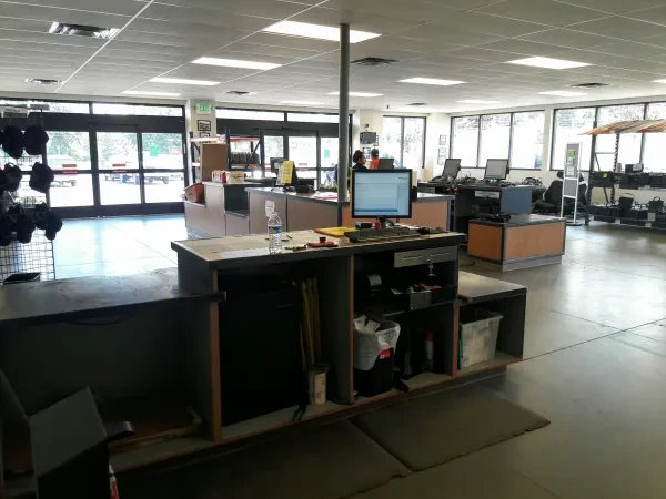 Pull & Save Auto Parts - photo 2