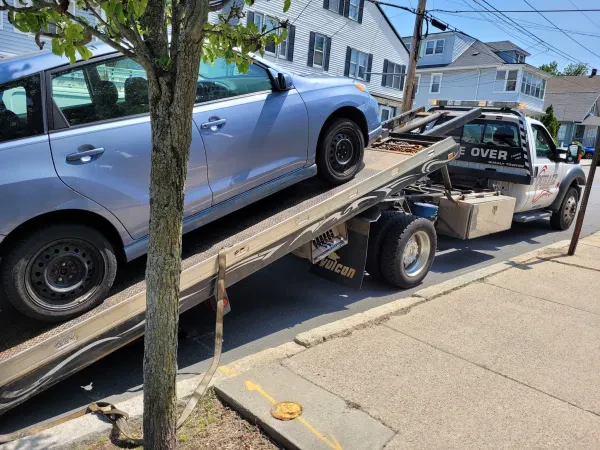 Quealy Towing Inc - photo 2