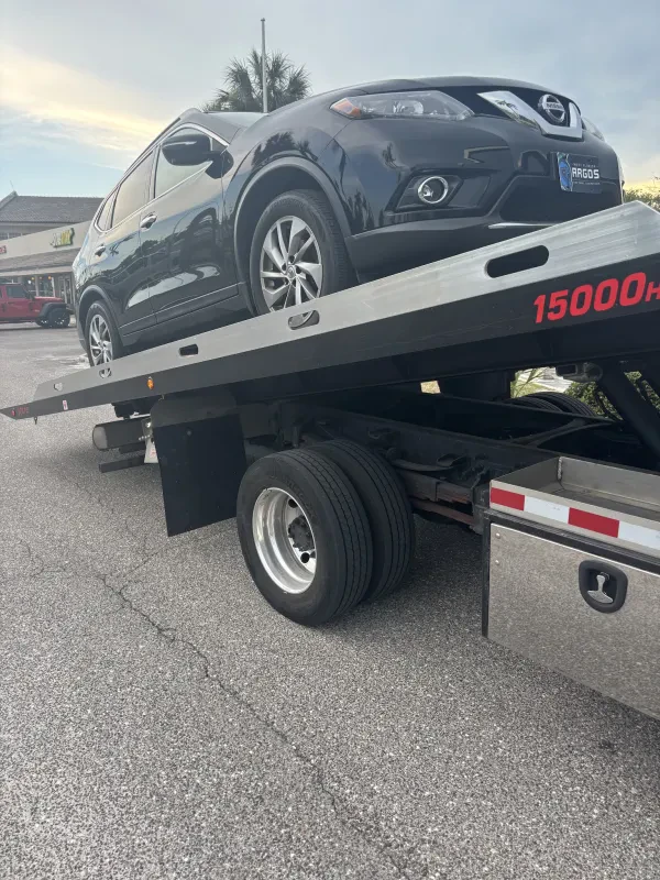 Green’s Towing & Transport LLC - photo 3