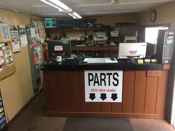 Underpass Used Auto Parts - photo 2