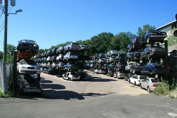 Tom's Foreign Auto Parts - photo 4