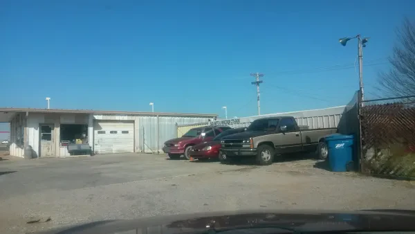 S & S Auto & Pick-Up Salvage - photo 2