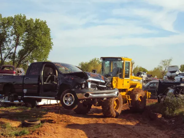 Riverside Auto & Truck Salvage - photo 2