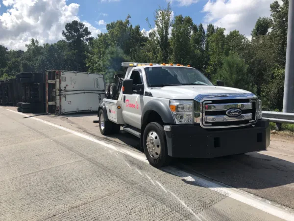 Dunn's Emergency Wrecker Services - photo 3