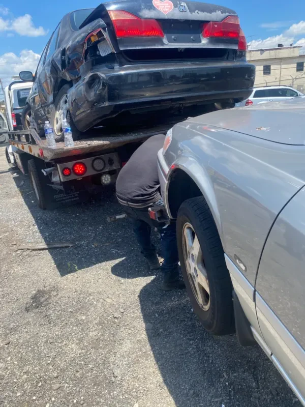 D.C Towing and Junk Cars - photo 2