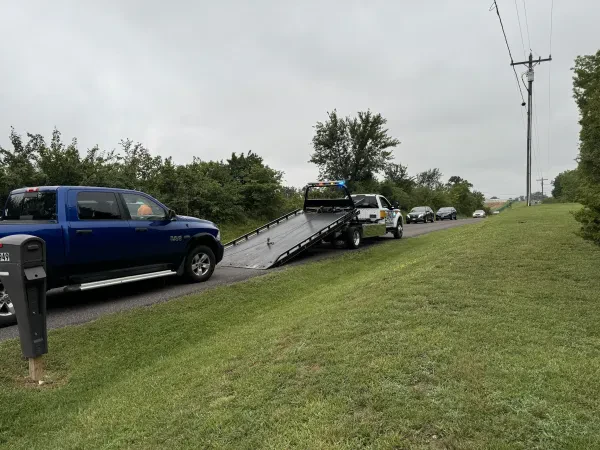 I-70 Towing & Recovery - photo 3