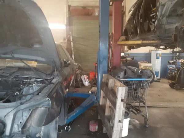 Rich Industries Import Auto Parts - photo 2