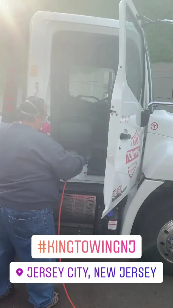 King Towing - photo 2