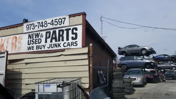 Bloomfield Auto Wreckers - photo 4