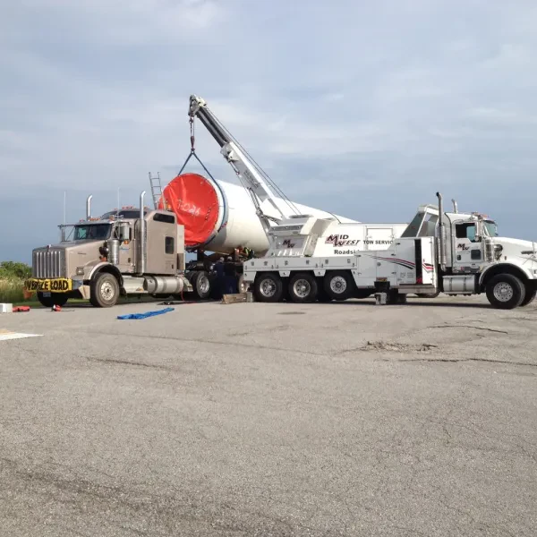 Midwest Tow & Transport - photo 3