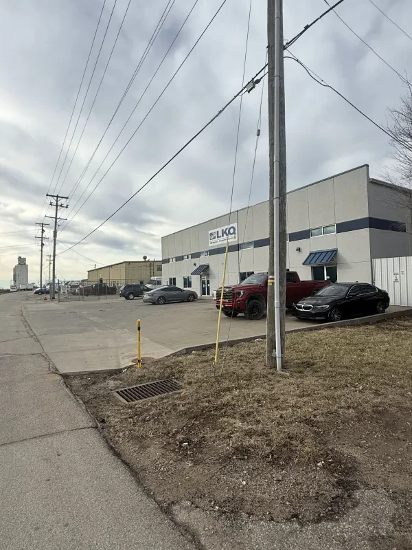 LKQ Mid-America - photo 3