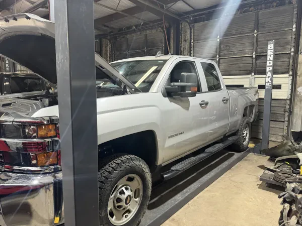 Charlie’s auto repair and towing - photo 2