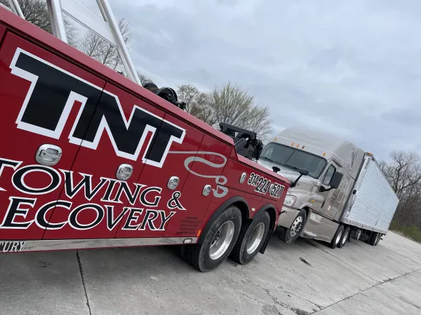 TNT Towing N Transportation - photo 3