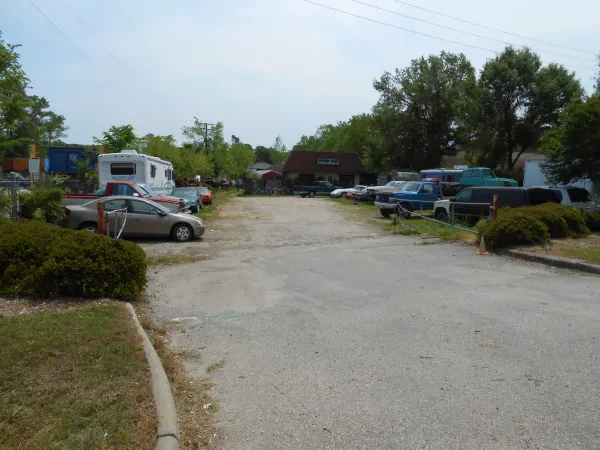 Bottom Line Salvage - photo 2