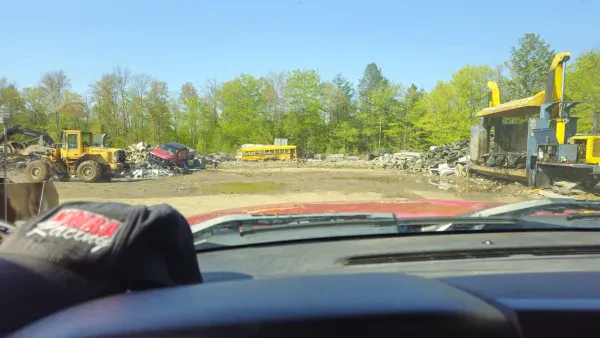 Allen Range Rd Used Auto Parts - photo 2