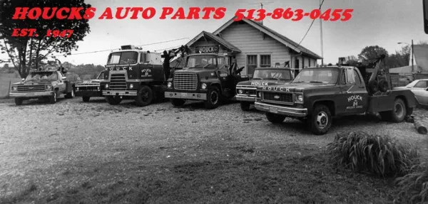Houck's Auto Parts - photo 2