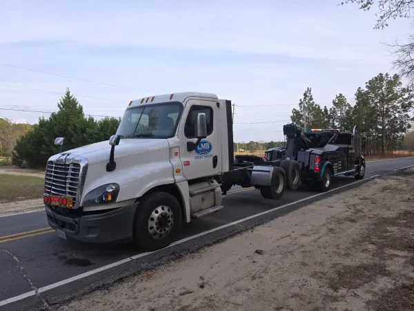 Cox Automotive and Wrecker Service - photo 2