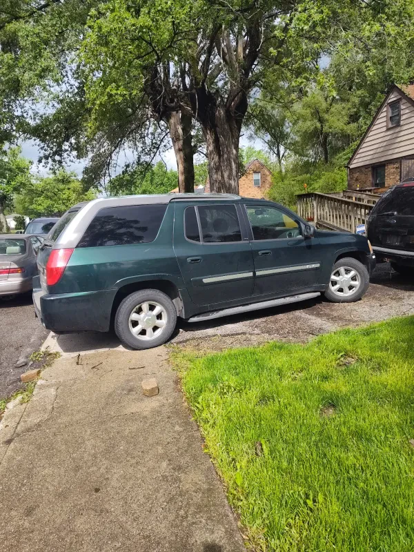 Paul's Auto Yard - photo 4