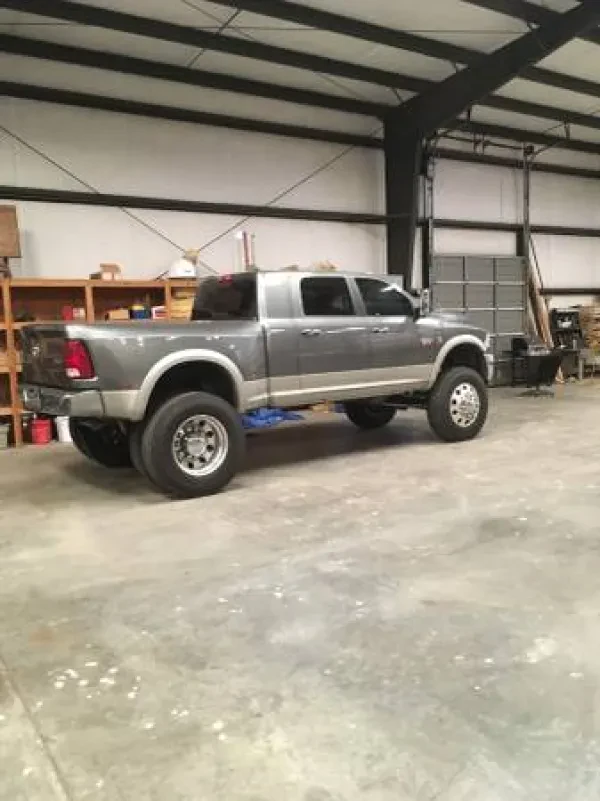 South Texas Auto Sales and Salvage - photo 3