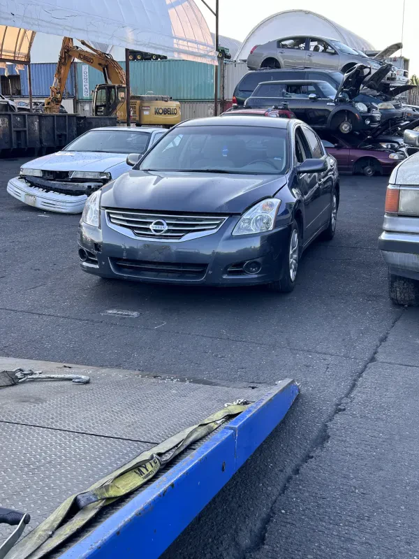 Eastside Junk Cars (We Buy Cars) - photo 3