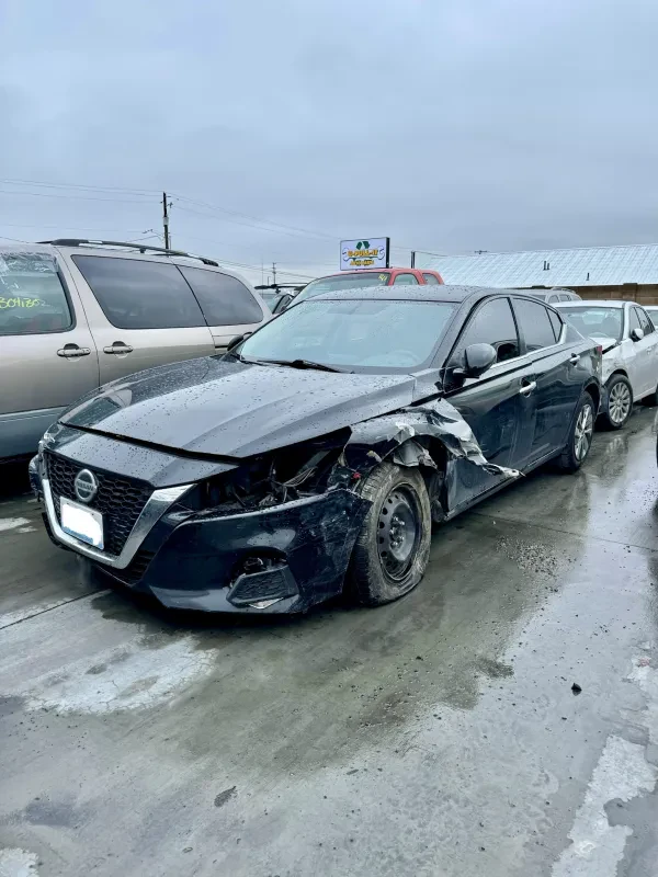 Junk car buyer Yakima U-Pull-It - photo 3