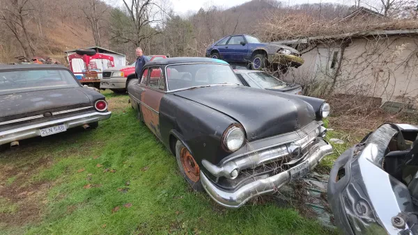 Moore's Auto Salvage - photo 2