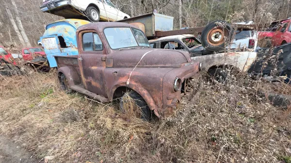 Moore's Auto Salvage - photo 4