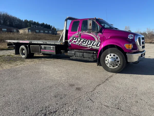 Pitbull Towing Salvage & Repair - photo 2