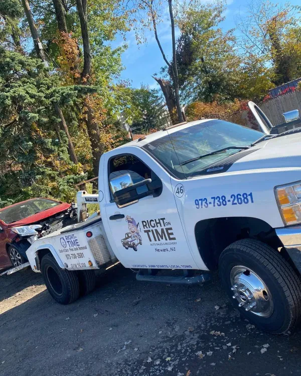 Right On Time Towing & Roadside Assistance In Newark New Jersey - photo 3