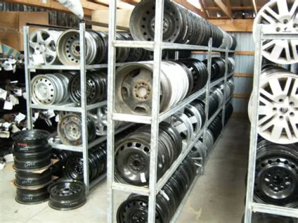 422 Auto Wrecking - photo 3