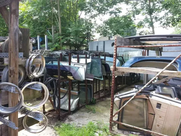 Chet's Auto Wrecking - photo 2