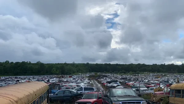 82 Auto Wrecking - photo 2