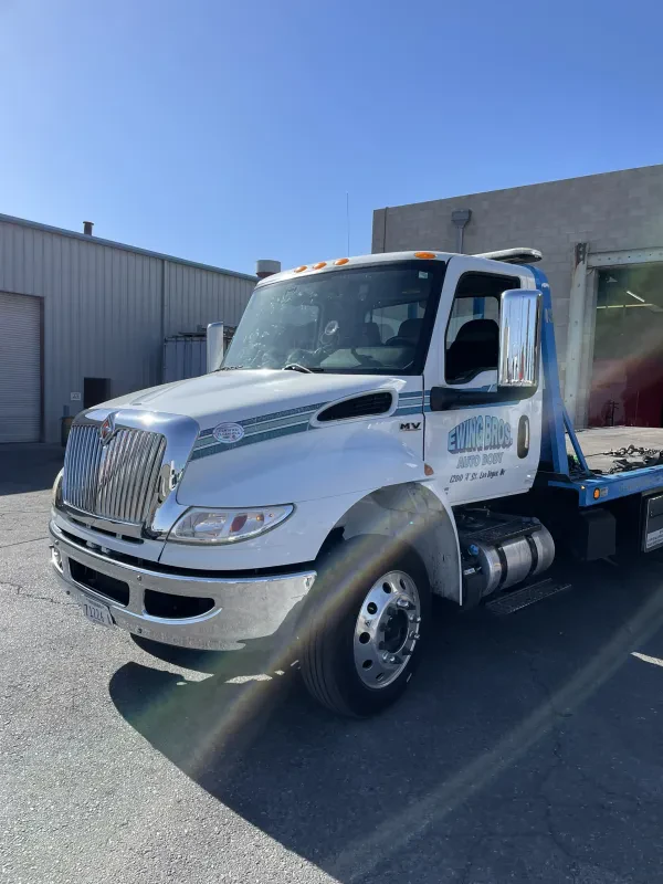 Ewing Bros towing - photo 2