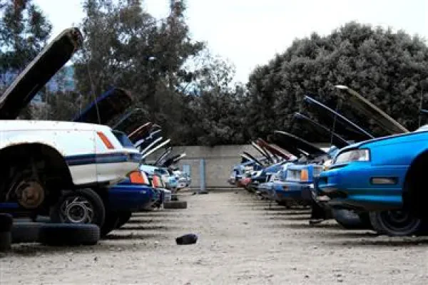 Victor Junk Cars - photo 3