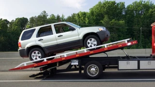 A & J Towing