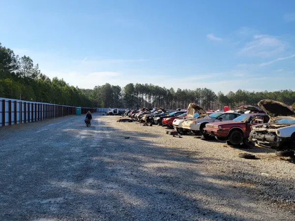 Pull-A-Part - photo 4
