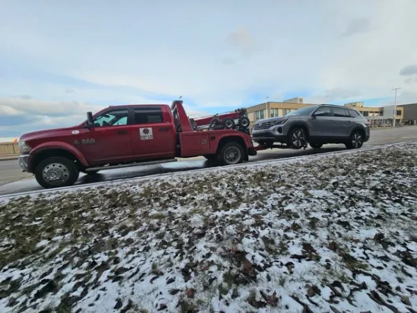 Kicos Towing LLC - photo 4