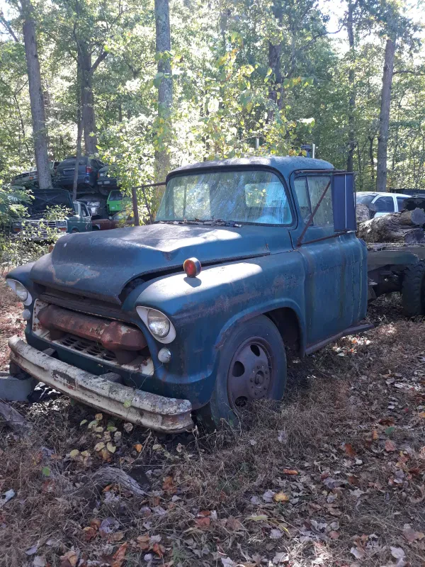 Bennett & Cohey Junk Yard - photo 3