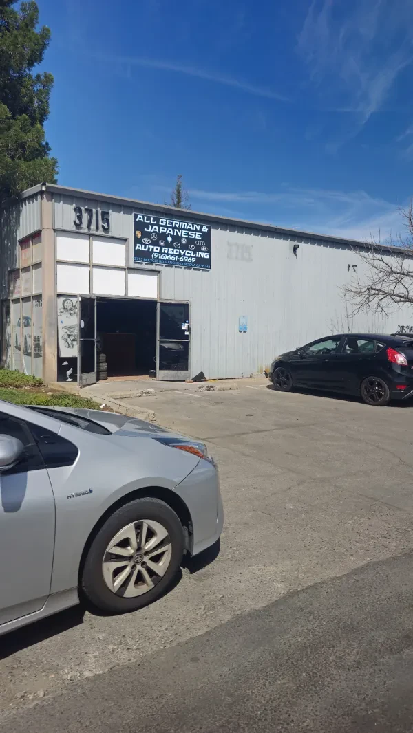 All German & Japanes Auto Recycling - photo 3