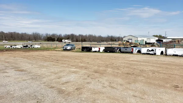 Meadows I-44 Truck & Auto Parts - photo 3