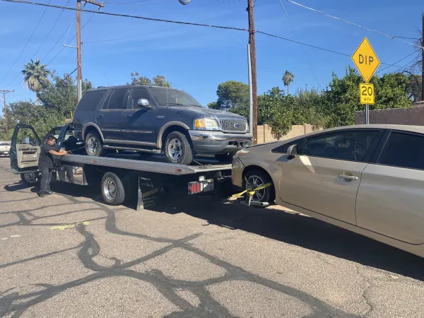 Garcia's Towing & Vehicle Recycling - photo 2
