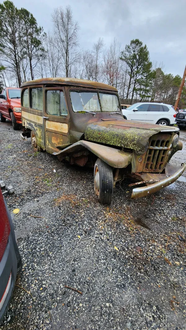 Threesome auto salvage - photo 3