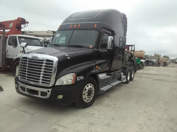 San Antonio Truck & Equipment - photo 2