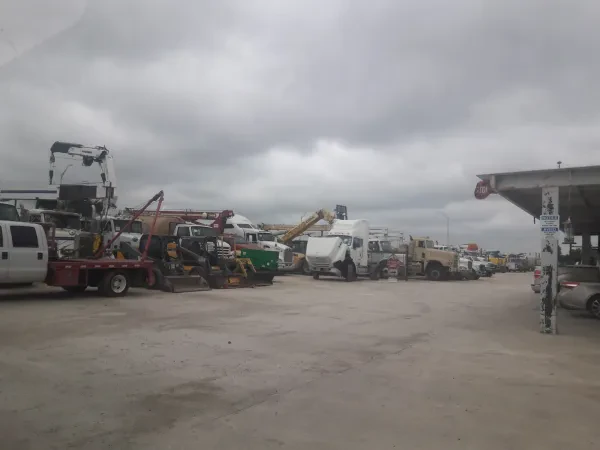 San Antonio Truck & Equipment - photo 4