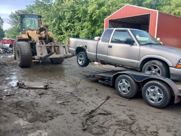 Bennett Brothers Salvage Co - photo 2