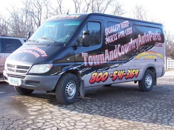Town and Country Auto Parts - photo 4