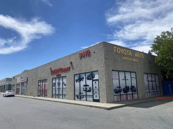 ToyAuto Mart - photo 2