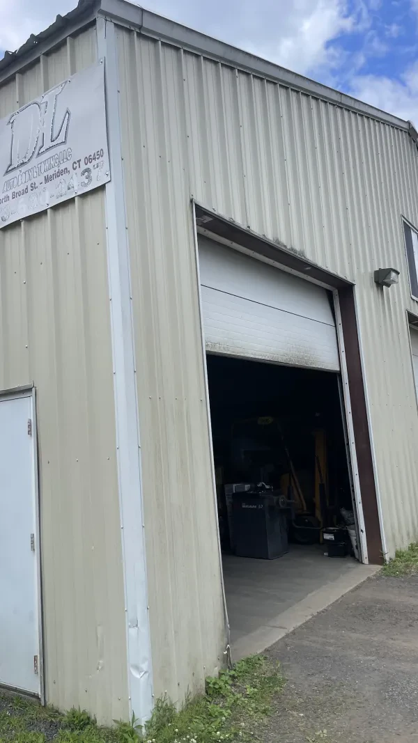 D & L Towing Services - photo 2