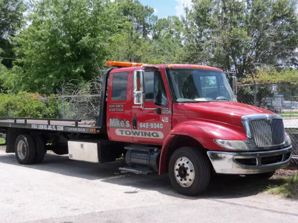 Mike's Towing Jacksonville - photo 2