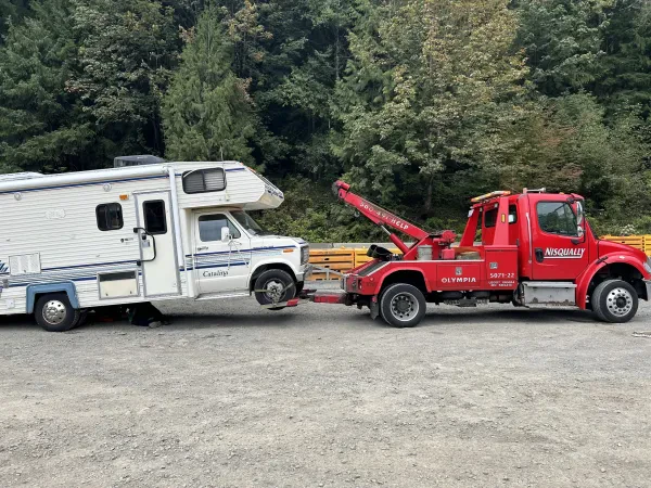 Nisqually Automotive & Towing - photo 3